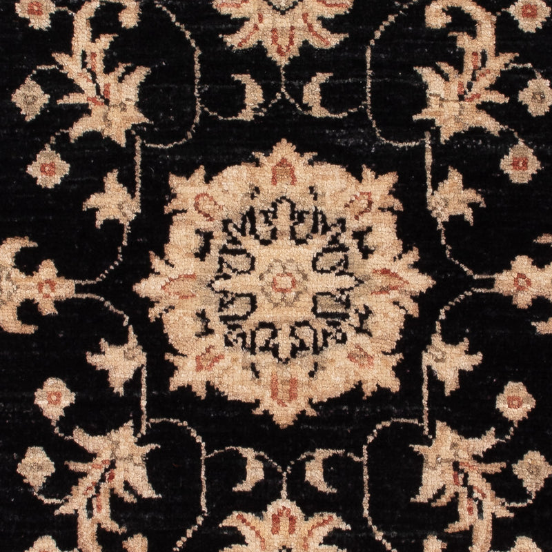 Ziegler Carpet - 115 x 81 cm - svart