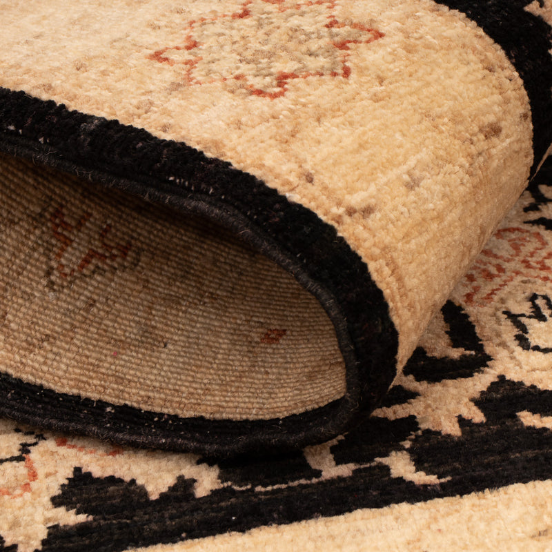 Ziegler Carpet - 115 x 81 cm - svart