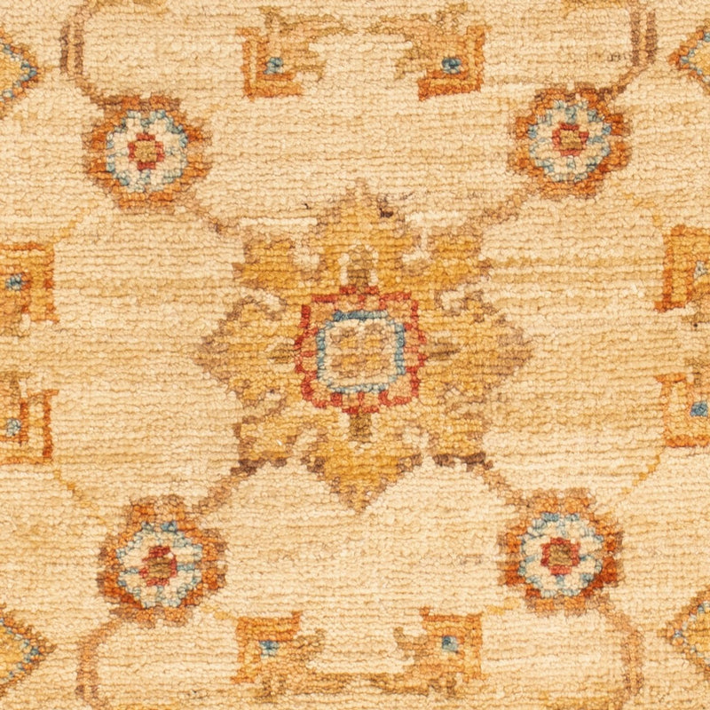 Ziegler Carpet - 92 x 63 cm - beige