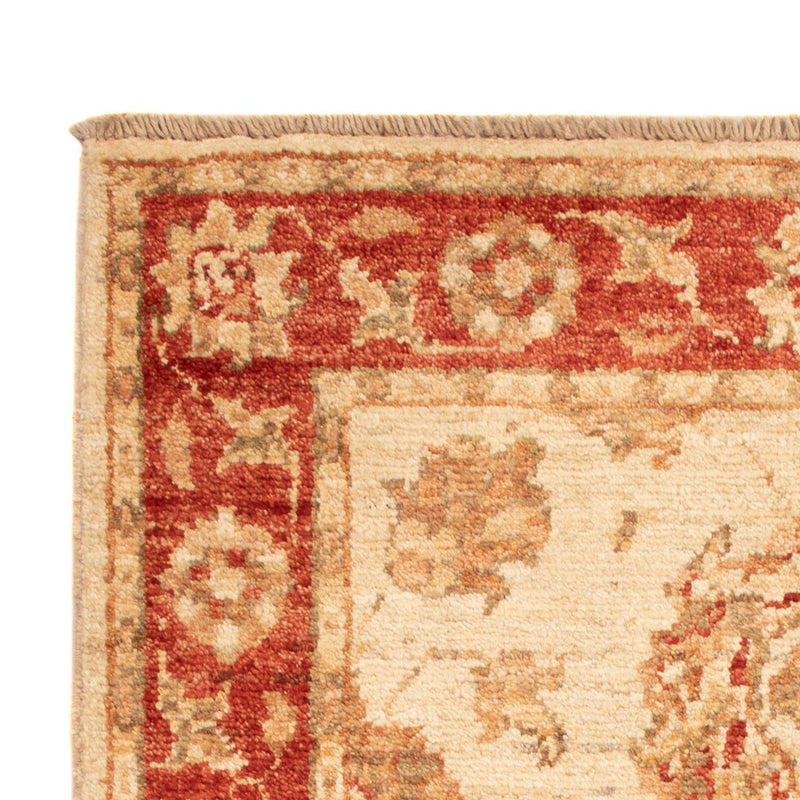 Ziegler Carpet - 93 x 62 cm - beige