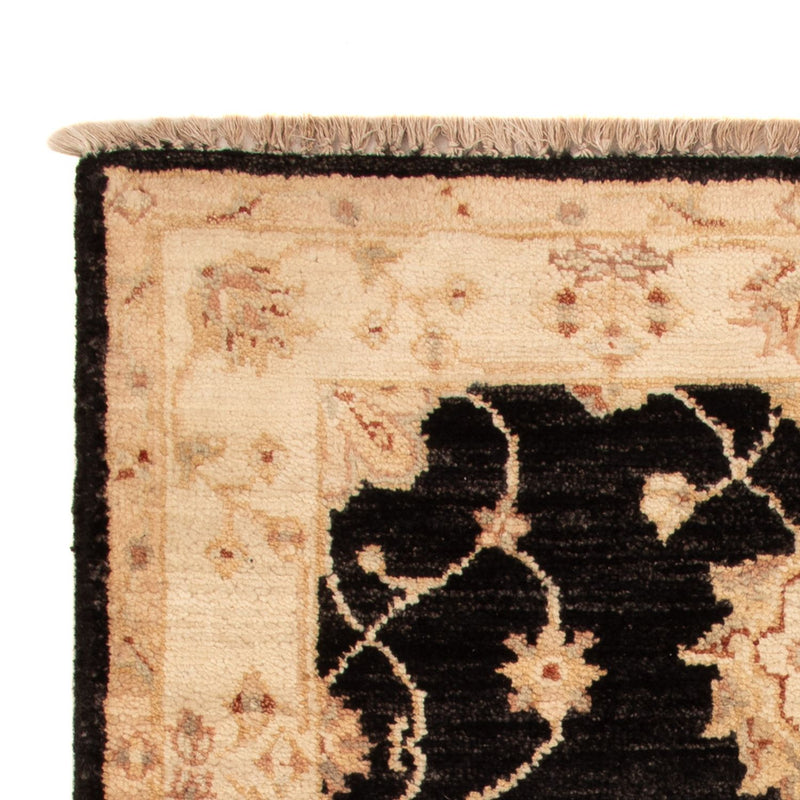 Ziegler Carpet - 90 x 60 cm - svart