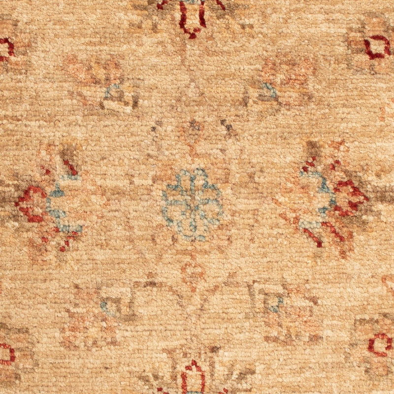 Ziegler Carpet - 67 x 52 cm - beige