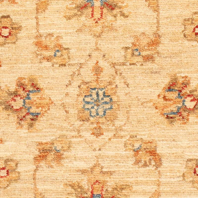 Ziegler Carpet - 68 x 51 cm - beige