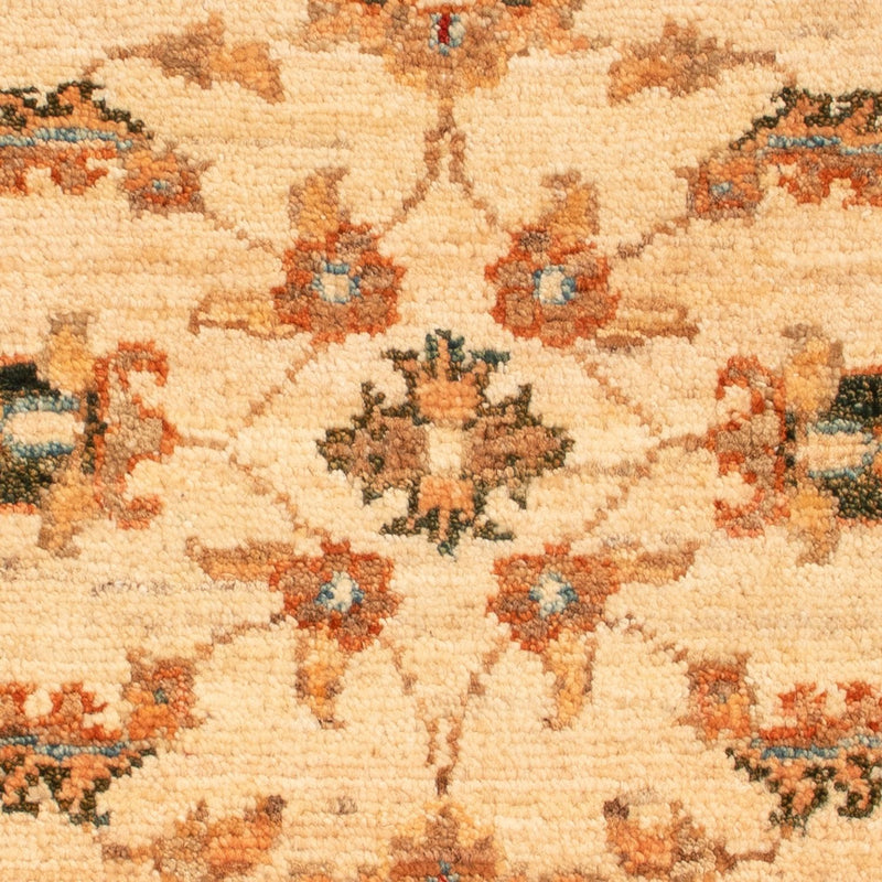 Ziegler Carpet - 66 x 53 cm - beige
