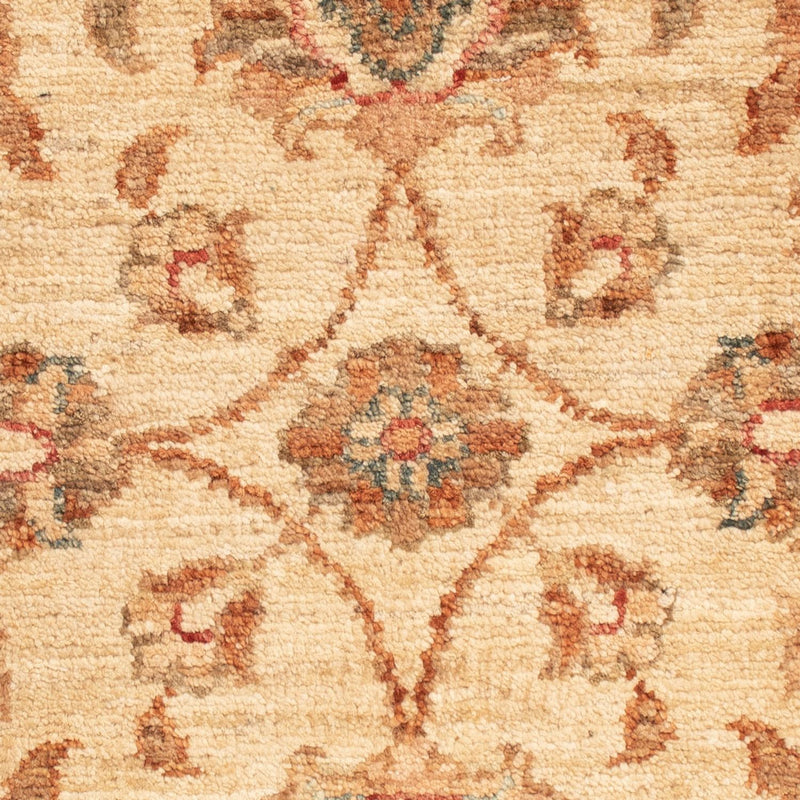 Ziegler Carpet - 66 x 52 cm - beige