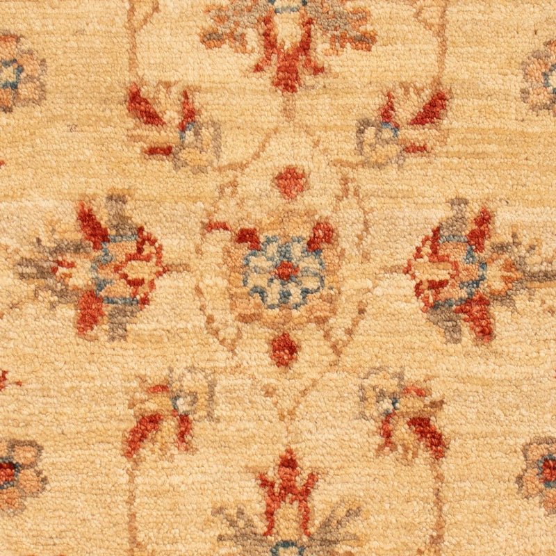 Ziegler Carpet - 68 x 54 cm - beige