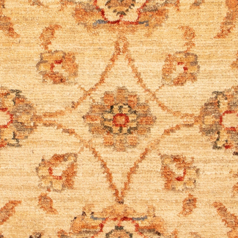 Ziegler Carpet - 69 x 56 cm - beige