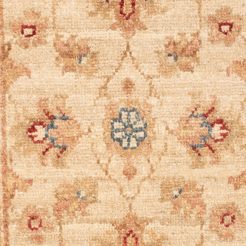 Ziegler Carpet - 69 x 48 cm - beige