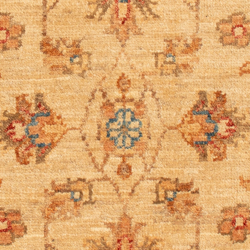 Ziegler Carpet - 70 x 52 cm - beige