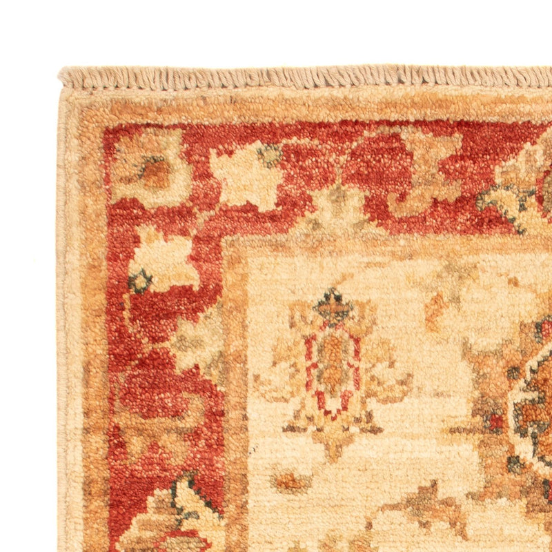 Ziegler Carpet - 67 x 50 cm - beige