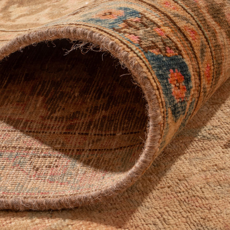 Vintage matta - 368 x 281 cm - mörk beige