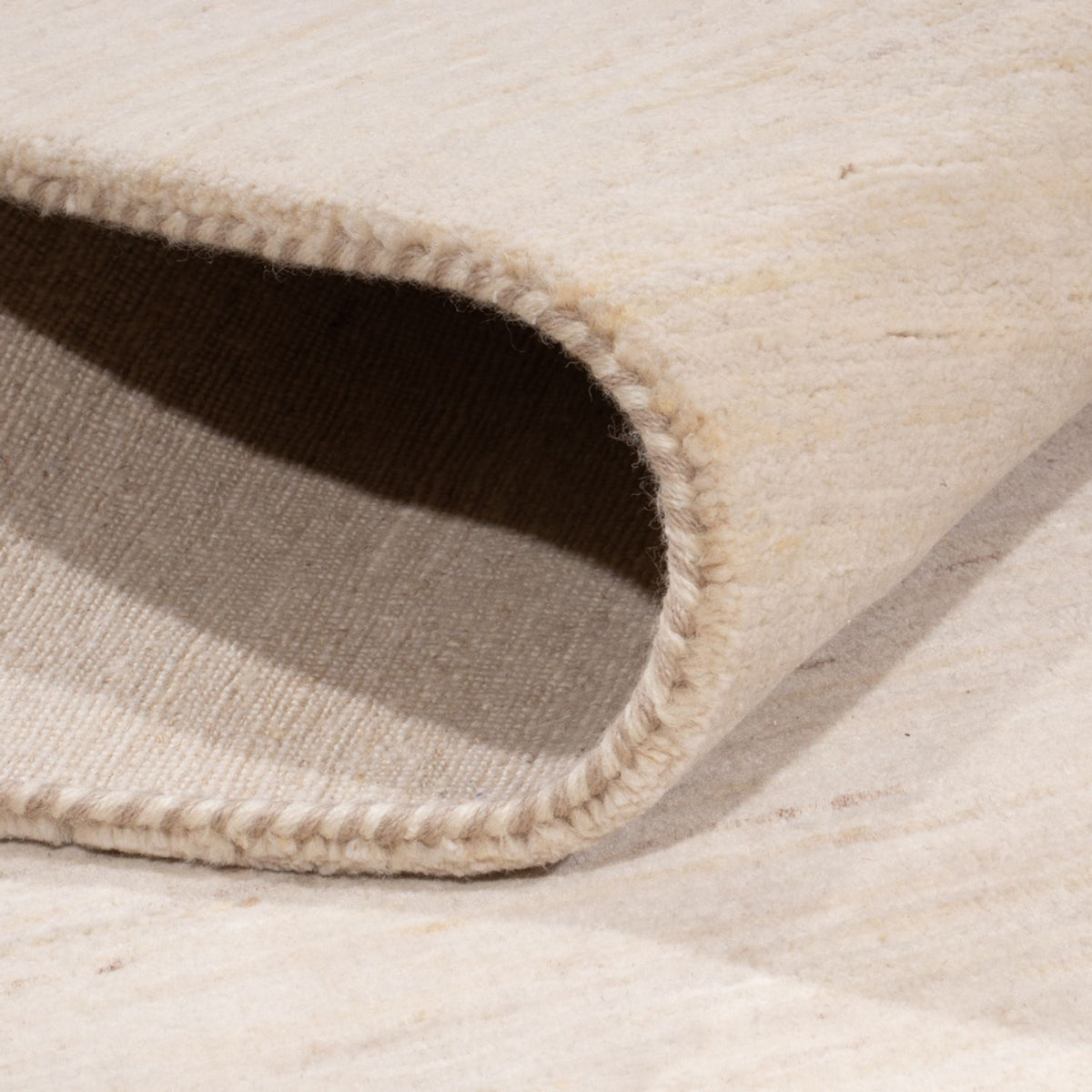 Gabbeh-mattan - Loribaft Indus - 304 x 202 cm - grädde