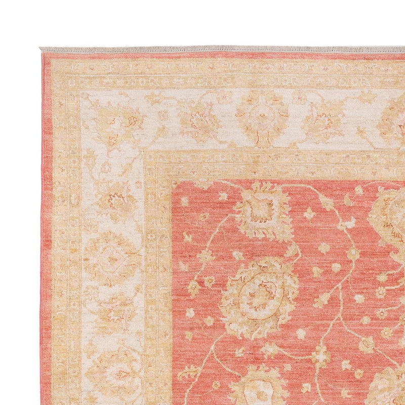 Ziegler Carpet - 296 x 254 cm - ljusröd