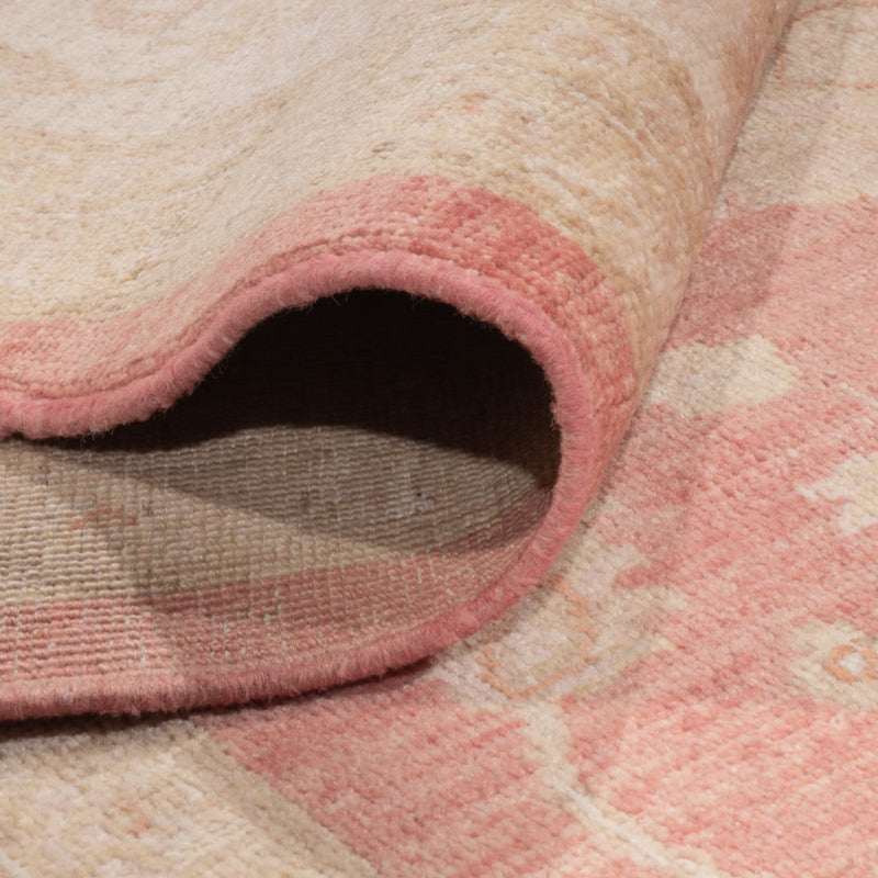 Ziegler Carpet - 296 x 254 cm - ljusröd