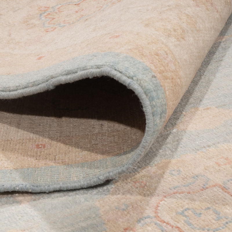 Ziegler Carpet - 295 x 256 cm - ljusblå