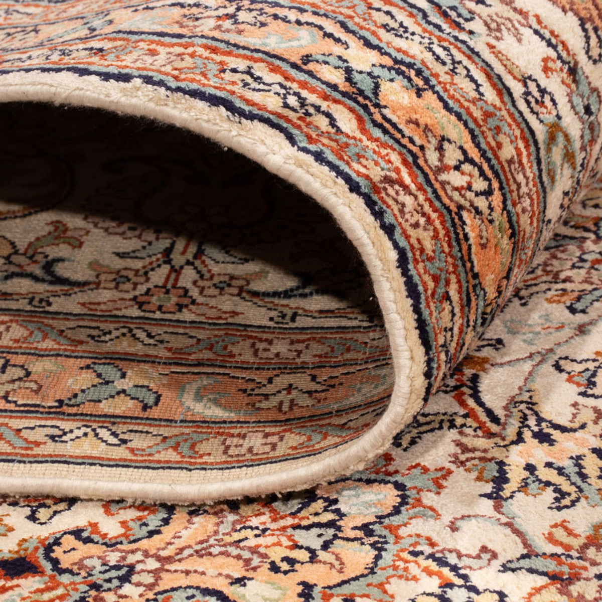 Sidenmatta - Kashmir Silk - 309 x 213 cm - sand