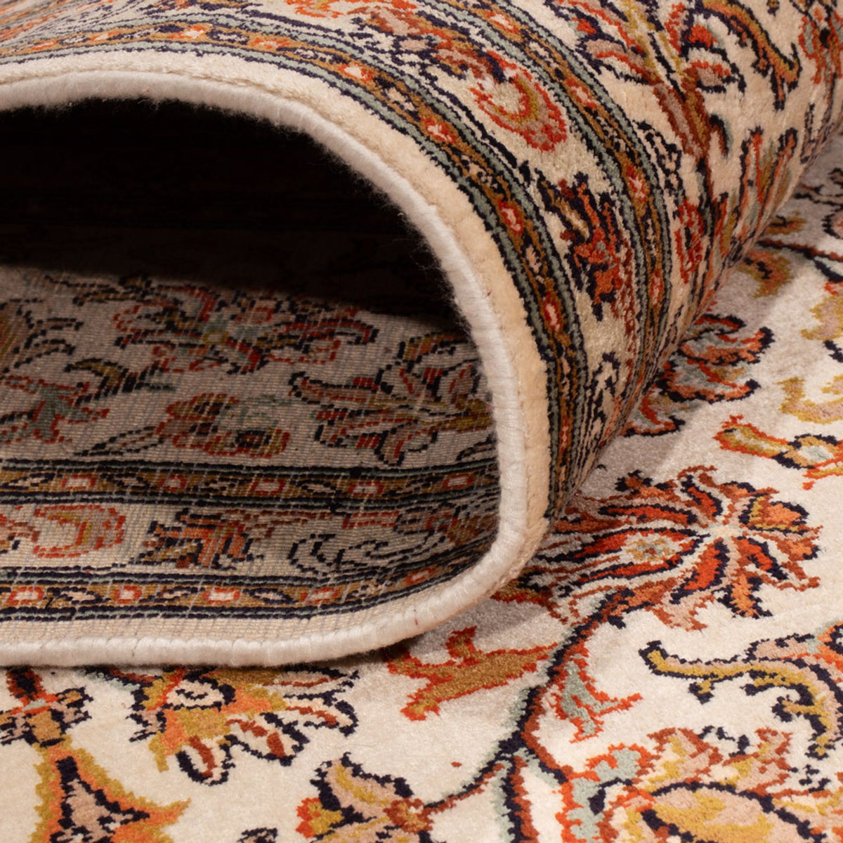 Sidenmatta - Kashmir Silk - 305 x 213 cm - sand