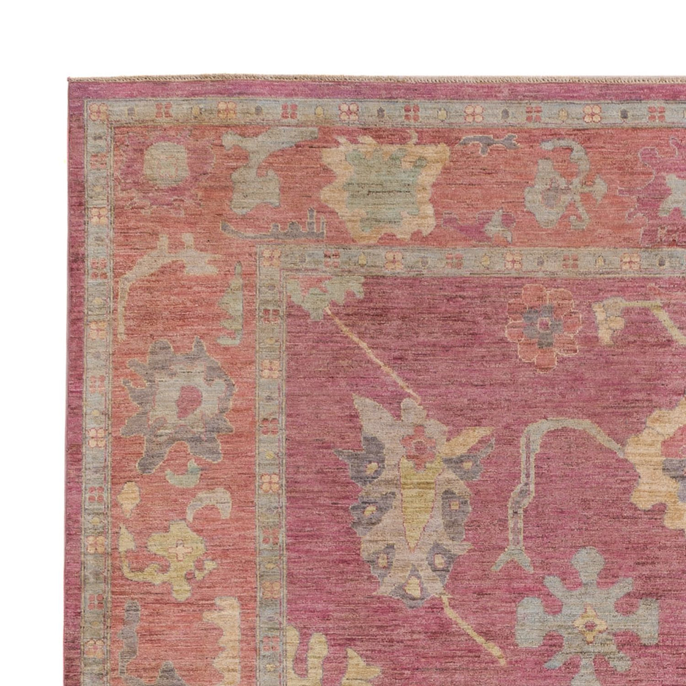 Ushak Mattan 286x245cm - Oriental Carpet