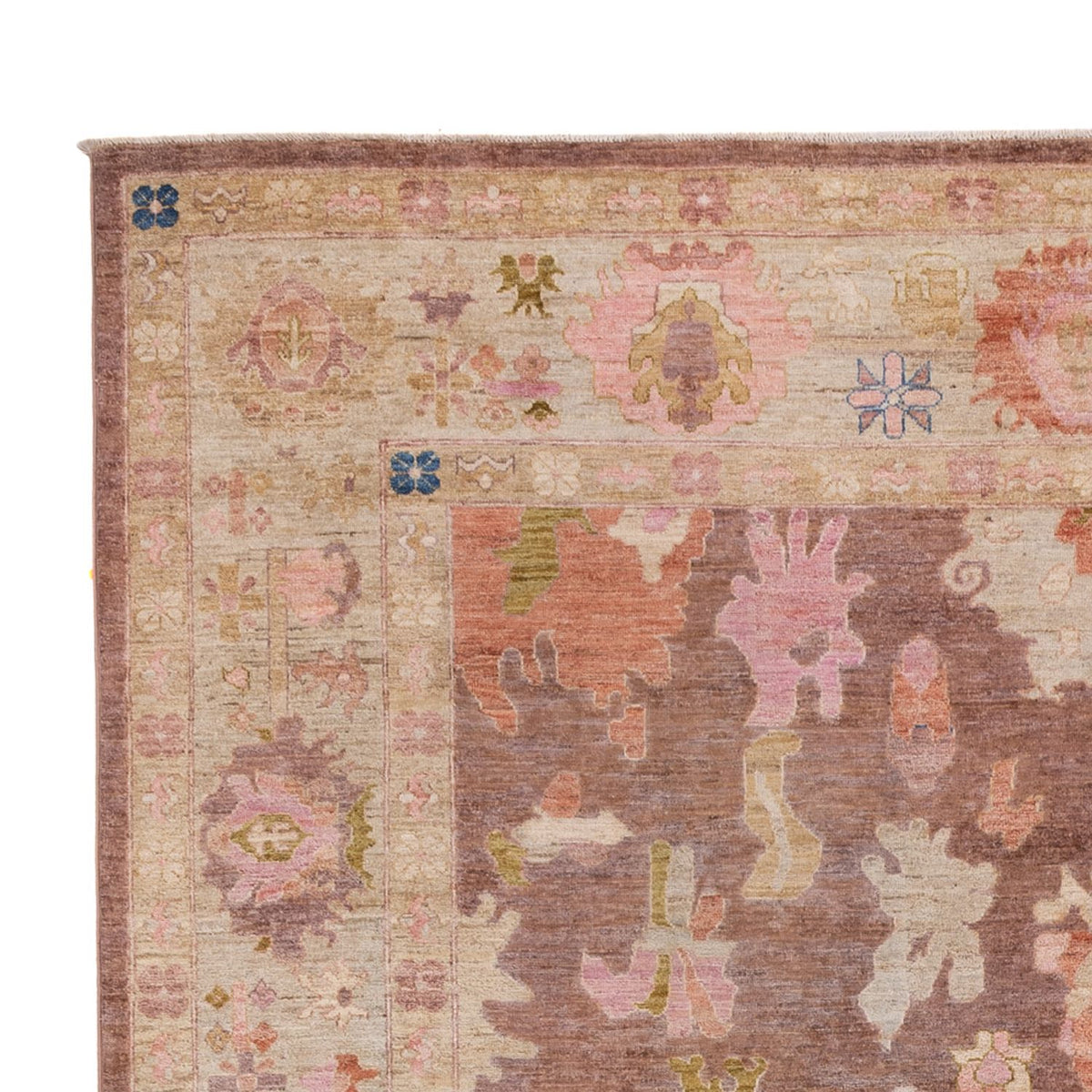 Ushak Mattan 245x342cm - Oriental Carpet