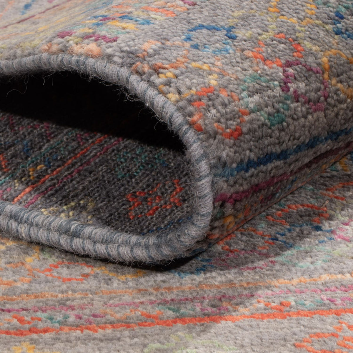 Designermatta - 205 x 152 cm - mörkblå