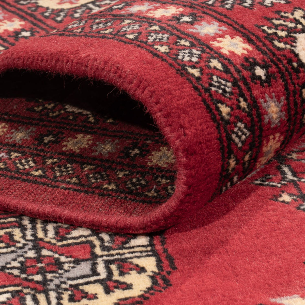 Pakistanska mattan - 197 x 139 cm - röd