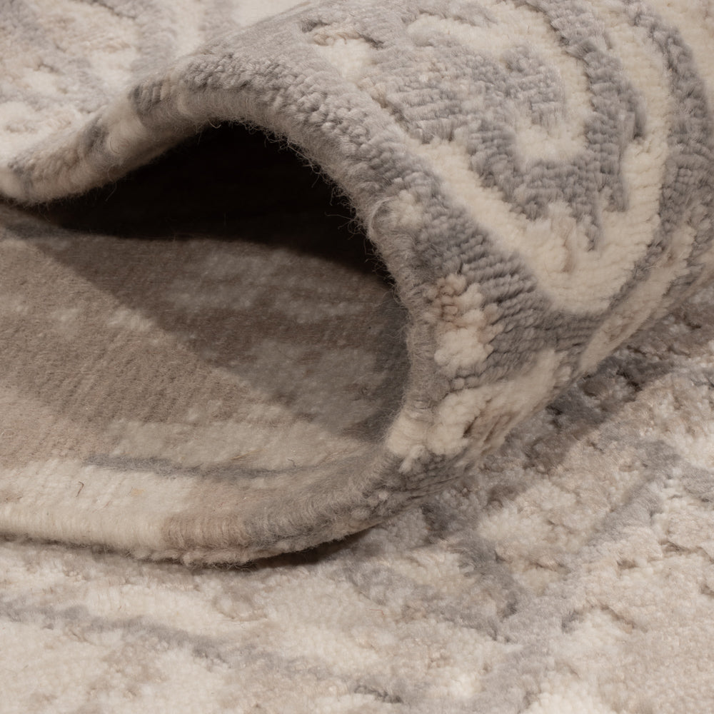 Designermatta - 242 x 174 cm - ljusgrå