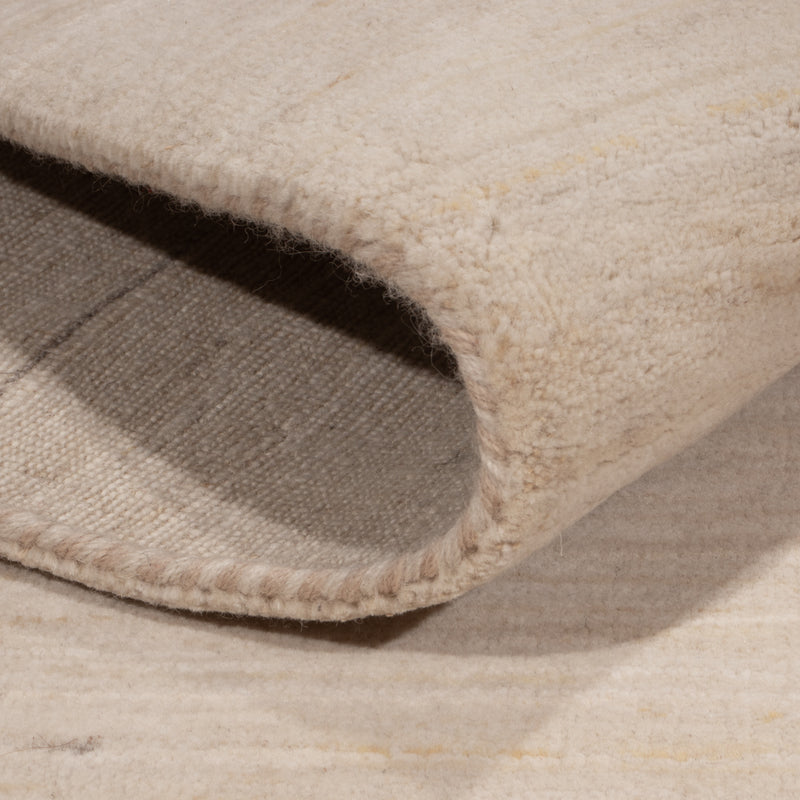 Gabbeh-mattan - Loribaft Indus - 245 x 177 cm - ljusbeige