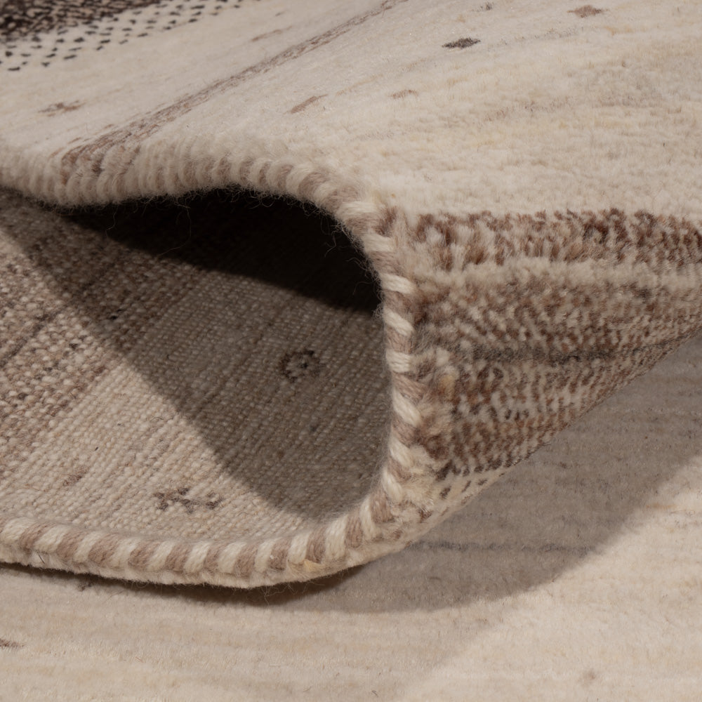 Gabbeh-mattan - Loribaft Indus - 246 x 176 cm - ljusbeige