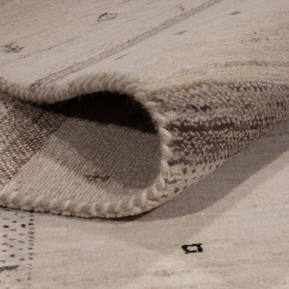 Gabbeh-mattan - Loribaft Indus - 245 x 174 cm - ljusbeige