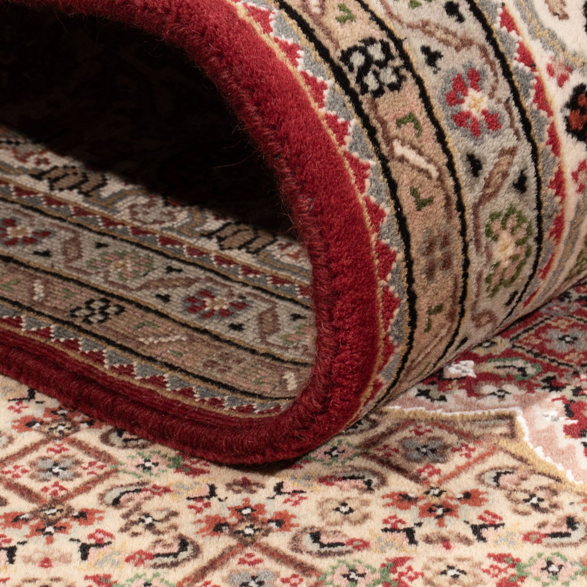 Orientaliska mattor - Tabriz - 255 x 198 cm - mörk beige