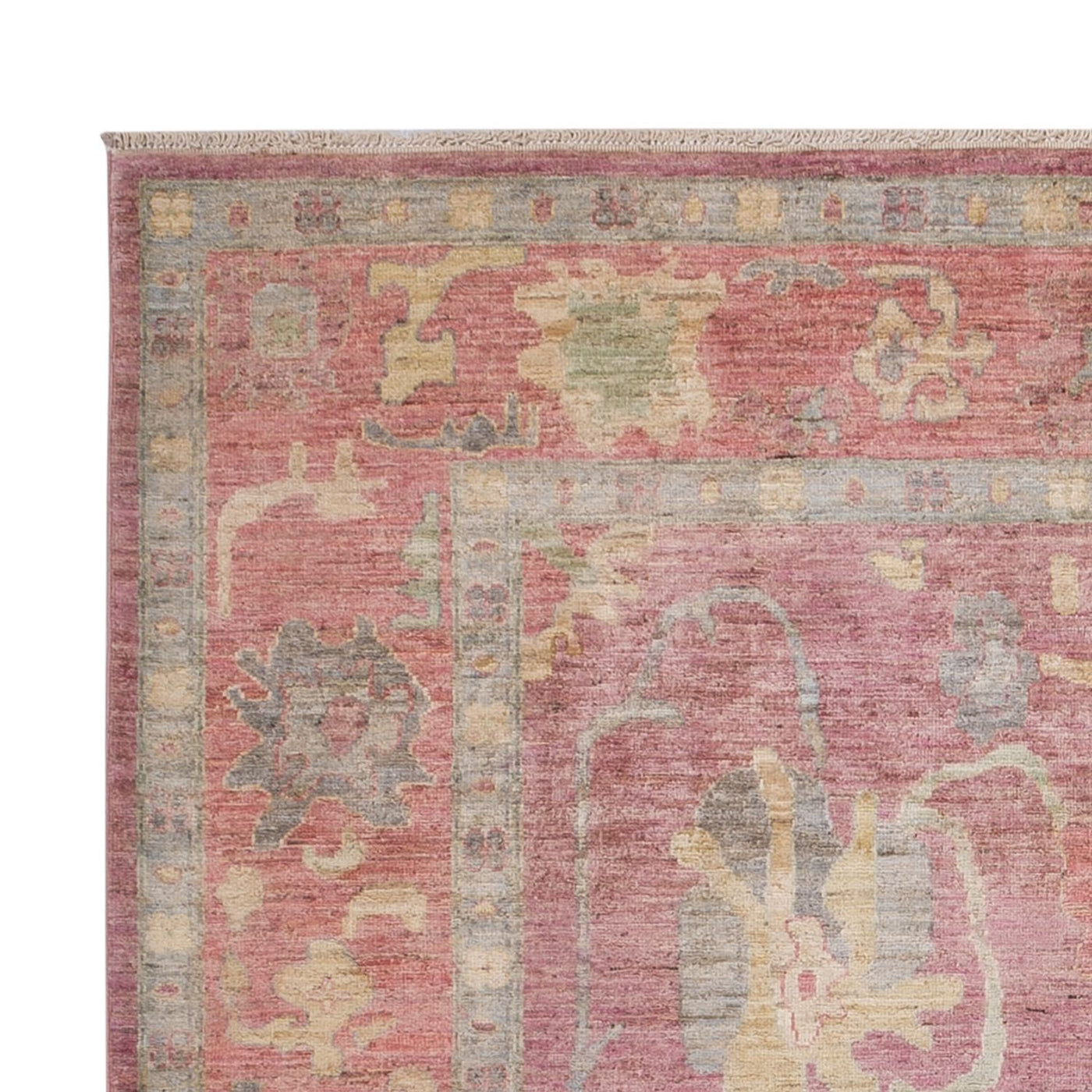 Ushak Mattan 224x170cm - Oriental Carpet