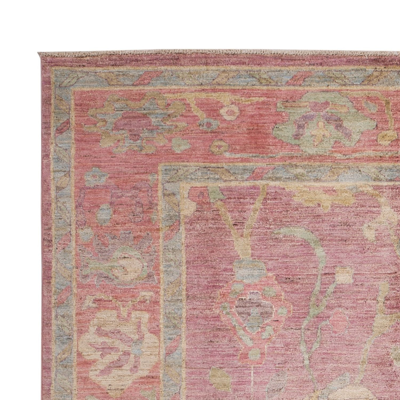Ushak Mattan 239x172cm - Oriental Carpet