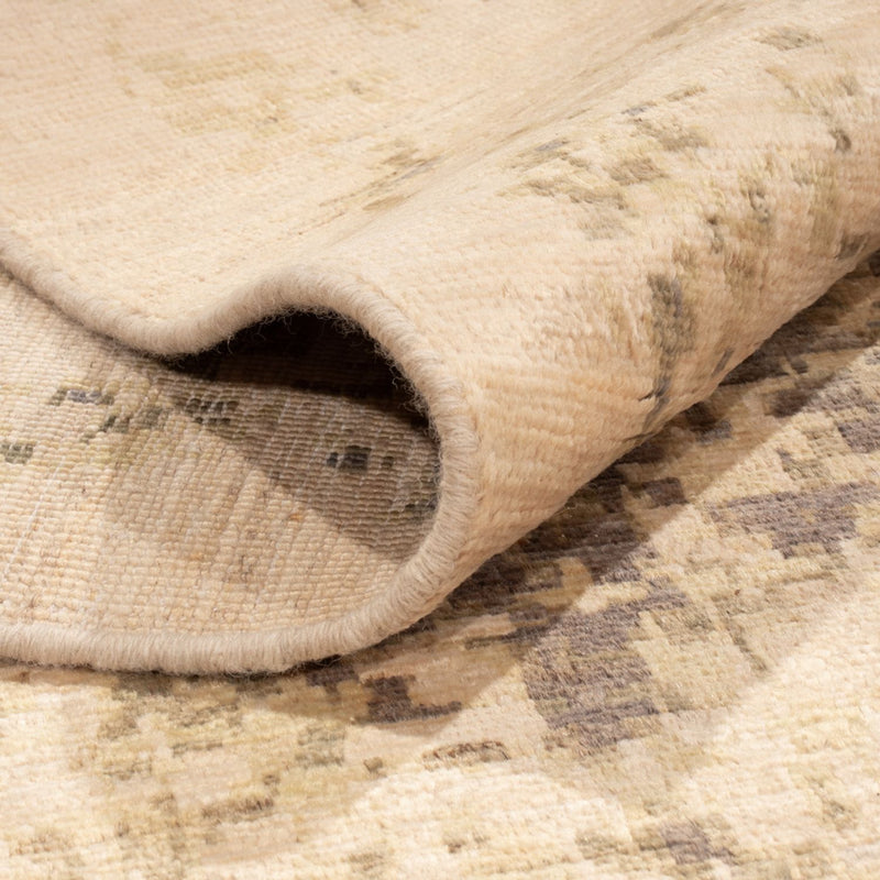 Designermatta - 348 x 243 cm - grädde