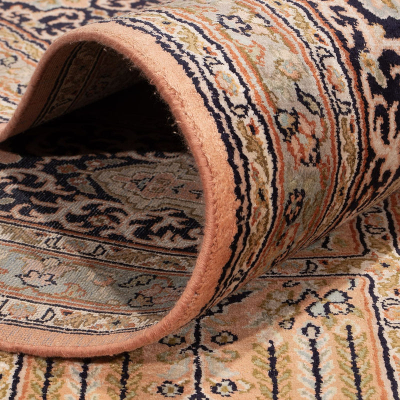 Sidenmatta - Kashmir Silk - 378 x 273 cm - mörk beige