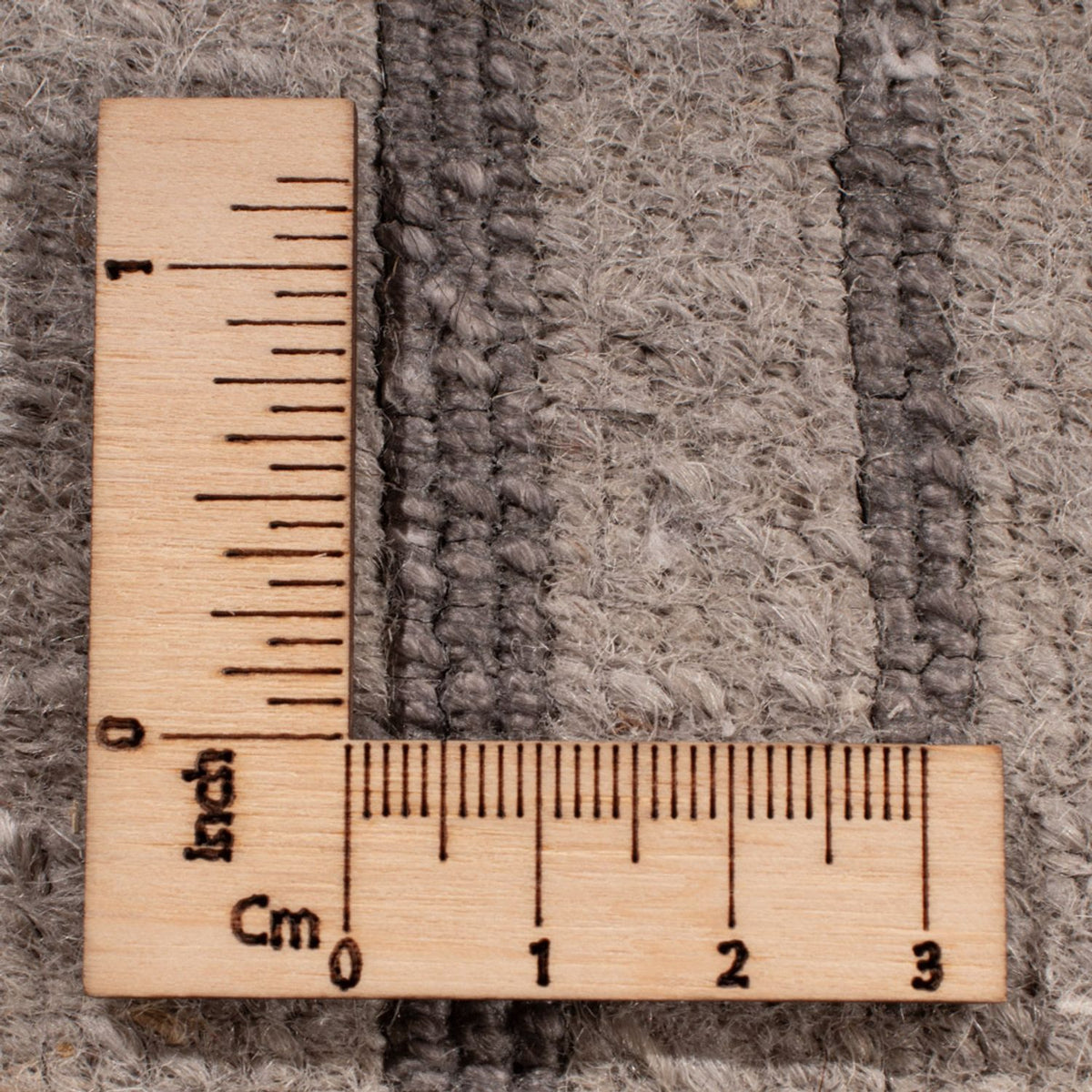 Designermatta - 359 x 254 cm - grädde