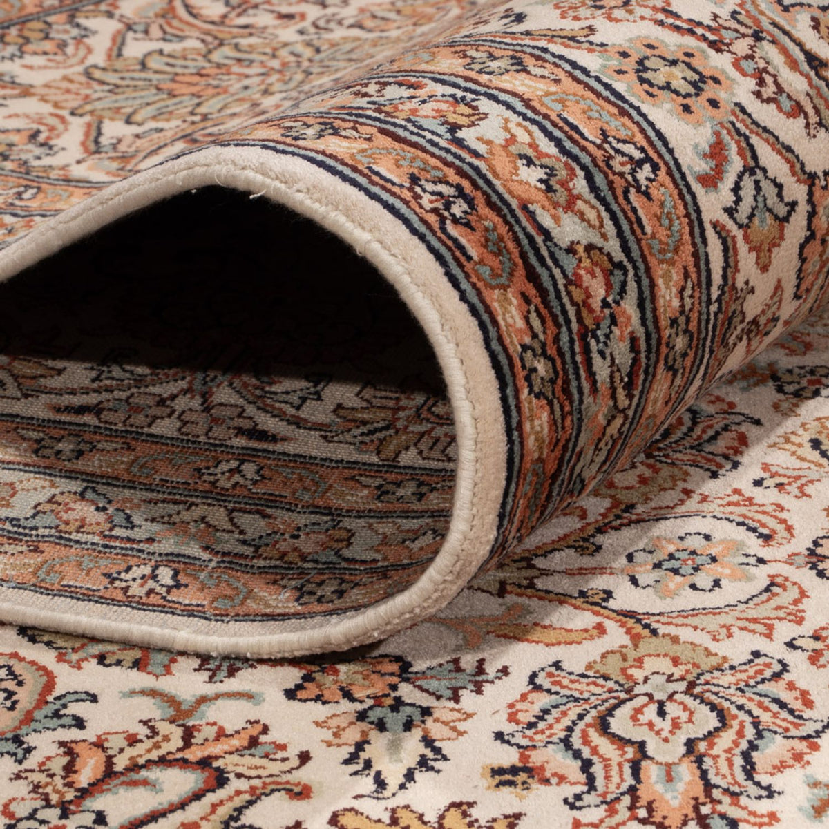 Sidenmatta - Kashmir Silk - 349 x 247 cm - beige