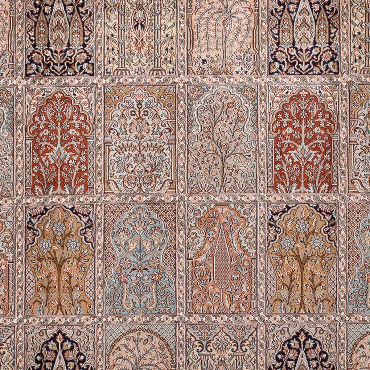 Sidenmatta - Kashmir Silk - 372 x 277 cm - mörk beige
