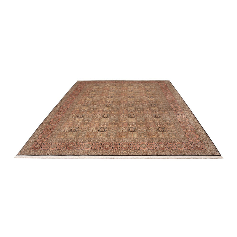 Sidenmatta - Kashmir Silk - 339 x 246 cm - mörk beige