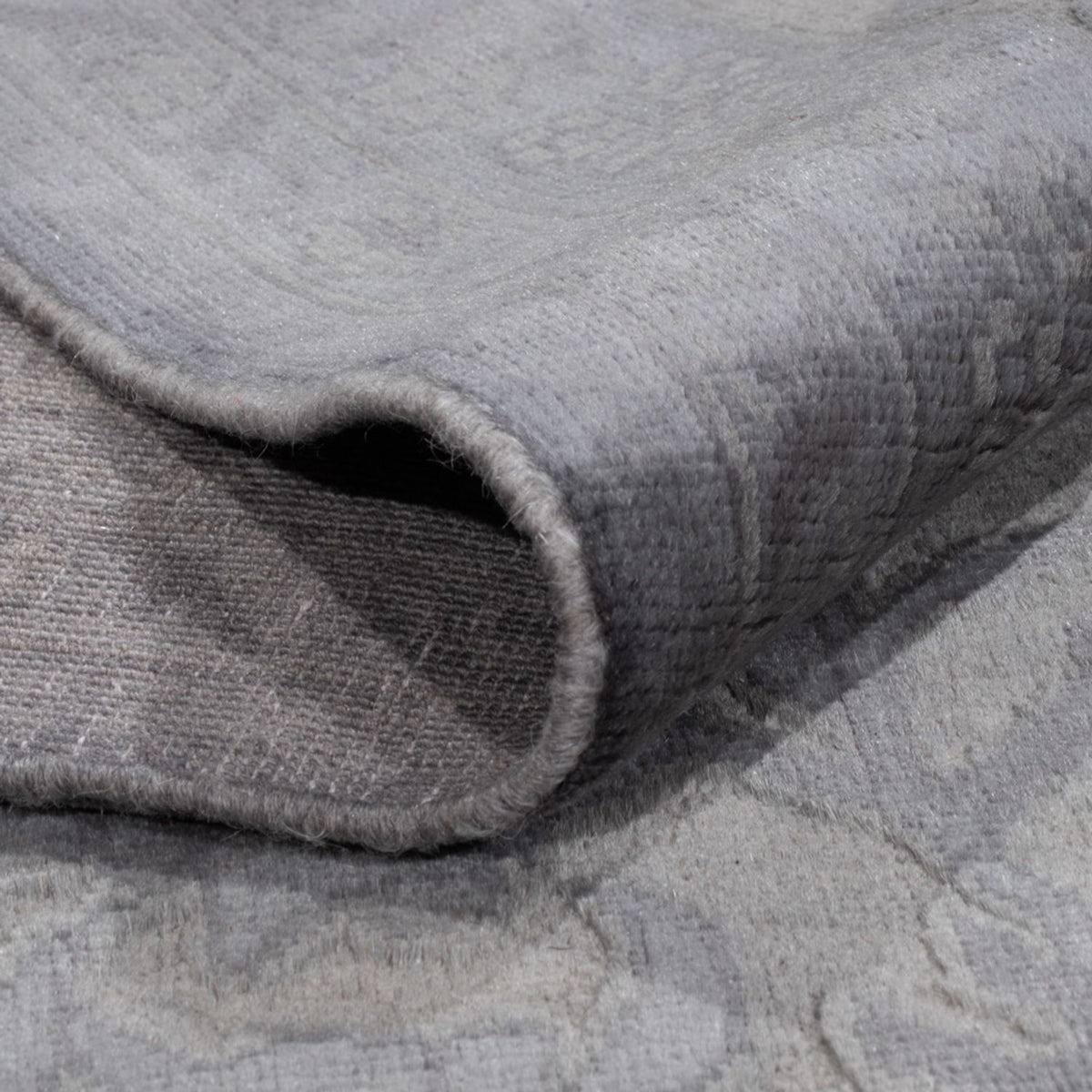 Designermatta - 419 x 311 cm - grått