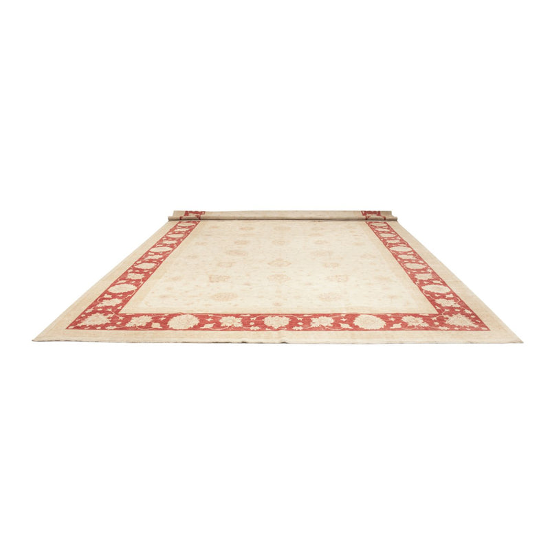 Ziegler Carpet - 689 x 402 cm - beige