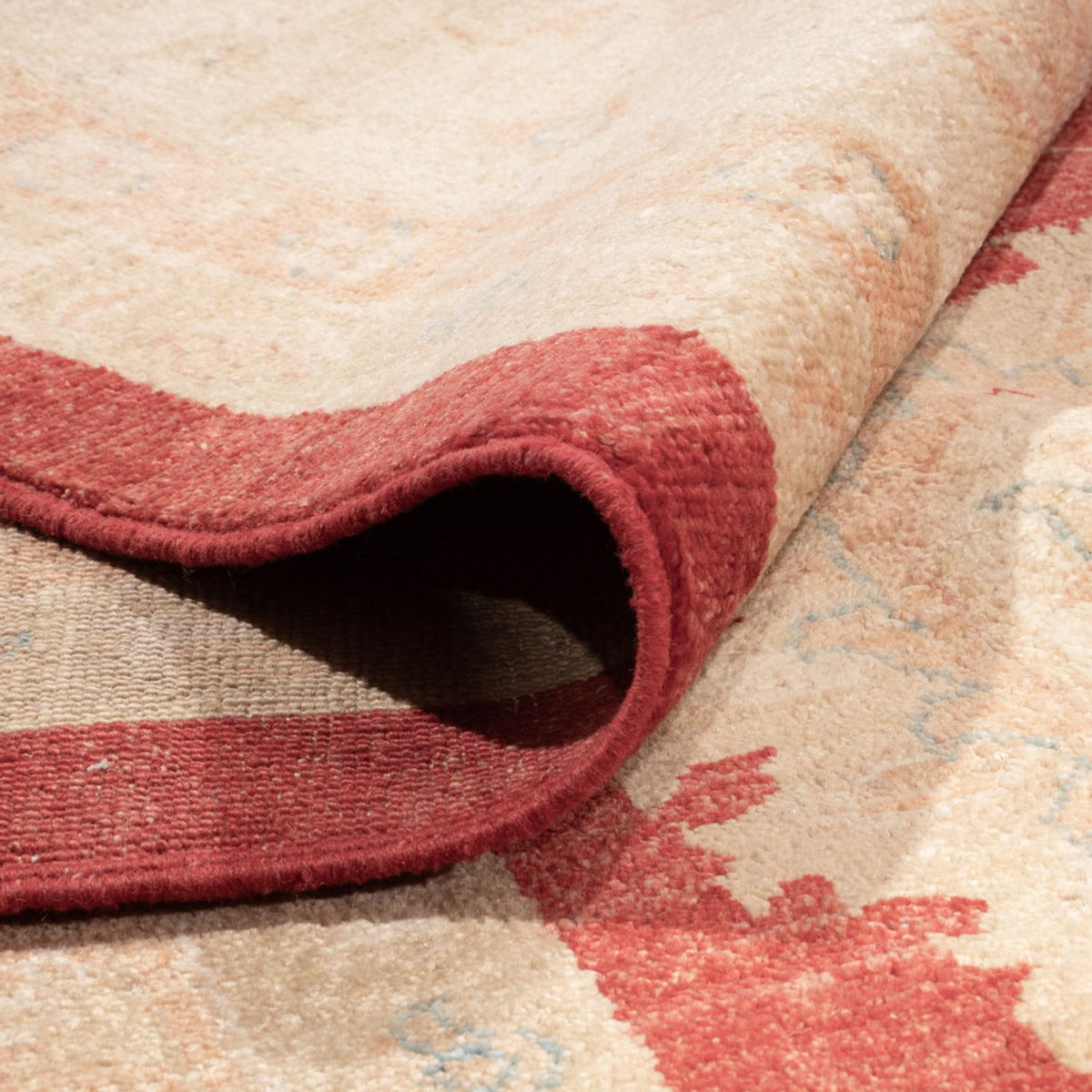 Ziegler Carpet - 686 x 402 cm - röd