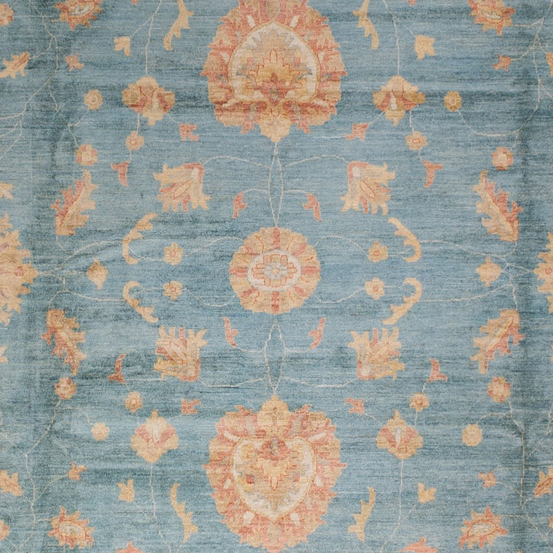Ziegler Carpet - 496 x 409 cm - ljusblå