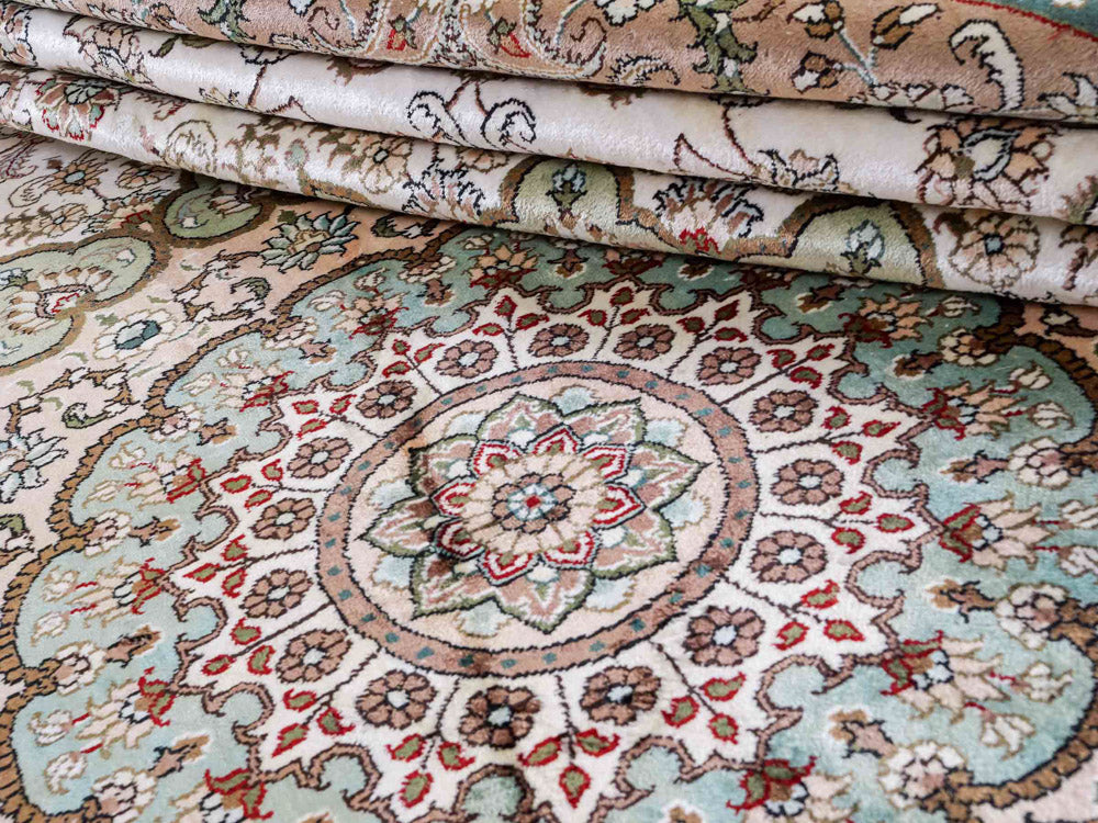 Silk matta - China Silk runt  - 303 x 303 cm - beige