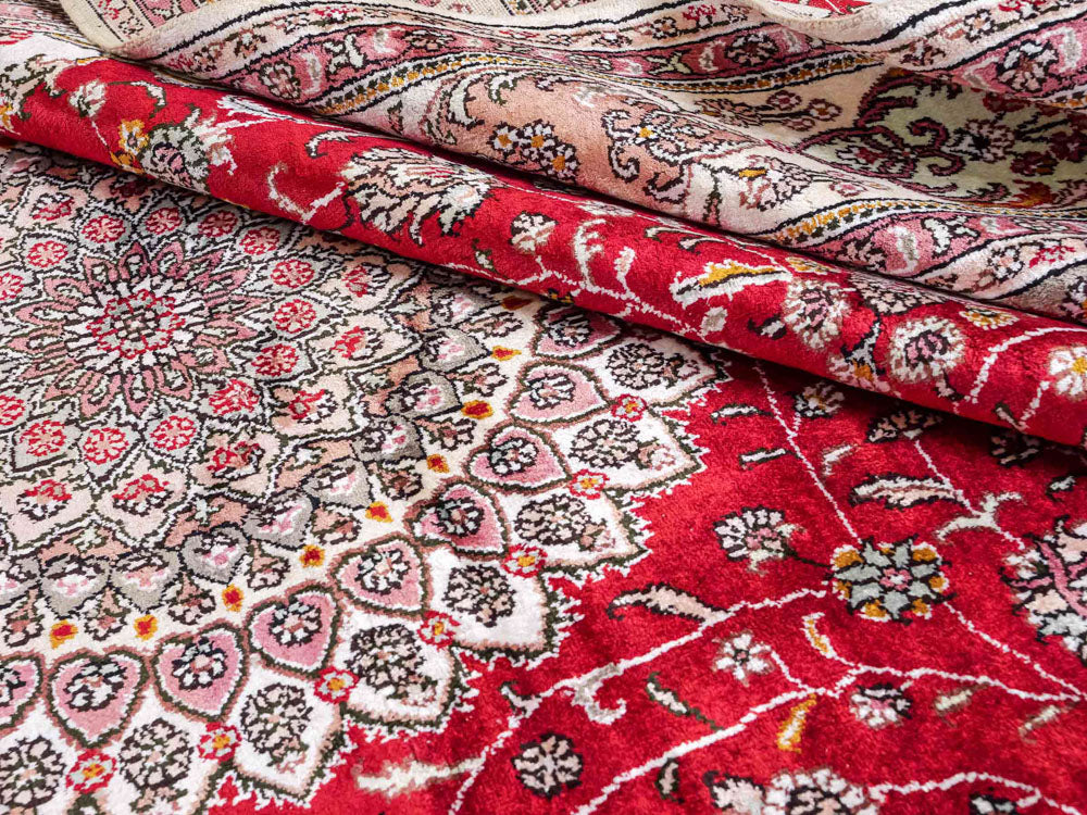 Silk matta - China Silk - 278 x 183 cm - röd