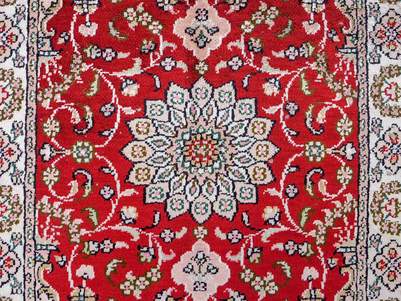 Silk matta - China Silk - 89 x 62 cm - röd