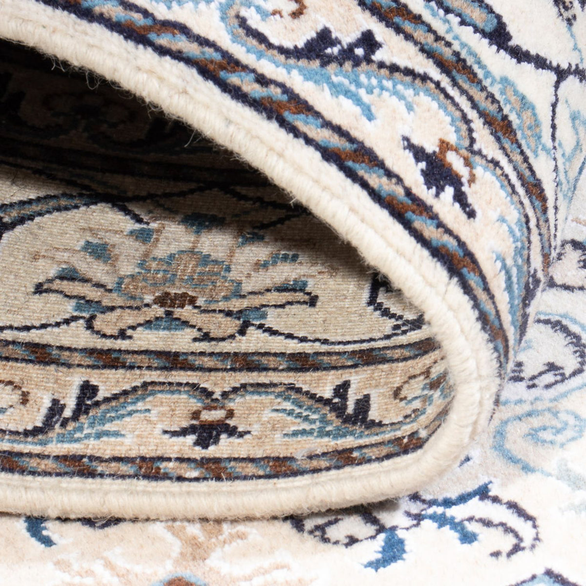 Persisk matta - Nain - 206 x 144 cm - grädde