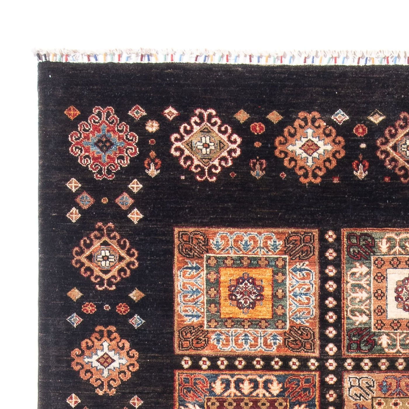 Bakhtiari Mattan 236x178cm - Oriental Carpet