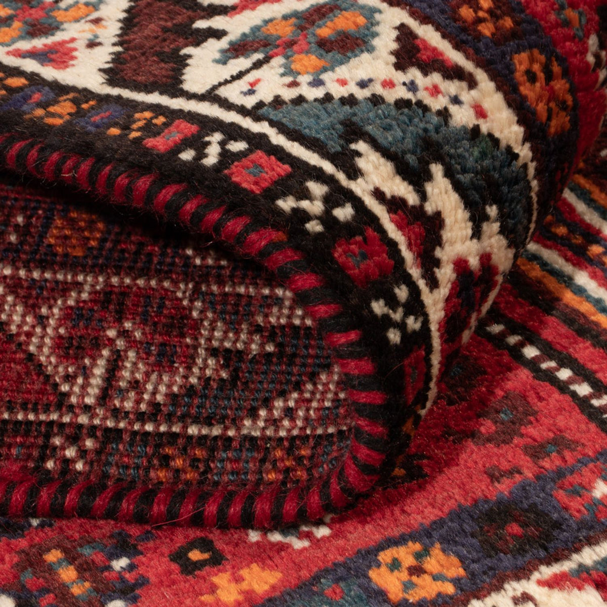 Persisk matta - Nomadic - 133 x 84 cm - mörkröd