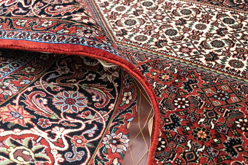 Persisk matta - Bijar - 308 x 255 cm - röd