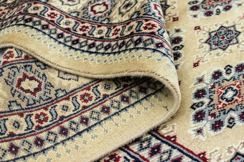 Pakistanska mattan - 174 x 128 cm - beige